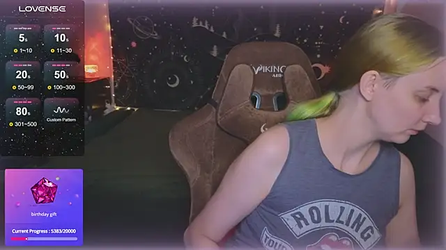 Snapshot of Fluffy_muffin_ chatting on January 11, 2026, 7:04 am Fluffy muffin online show from January 11, 2026, 7:04 am