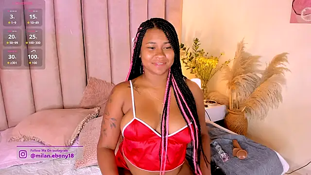 Snapshot of Milan_ebony chatting on September 10, 2025, 11:53 am Milan ebony online show from September 10, 2025, 11:53 am