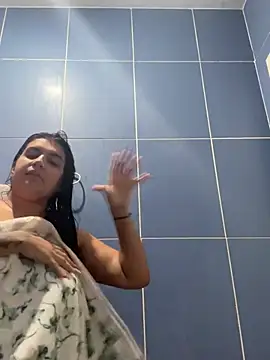 Snapshot of isa_ofc2024 chatting on February 1, 2025, 9:51 pm isa ofc2024 online show from February 1, 2025, 9:51 pm