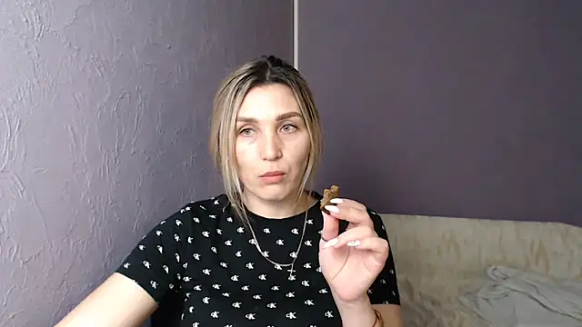 Snapshot of _sexy_lady chatting on February 27, 2025, 5:16 pm sexy lady online show from February 27, 2025, 5:16 pm