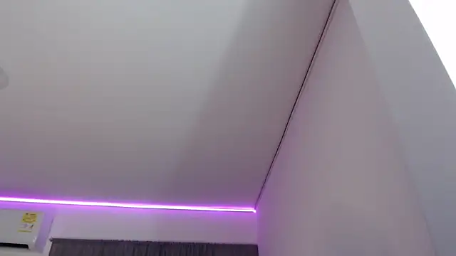 dereckbrownn online show from March 20, 2025, 11:12 pm