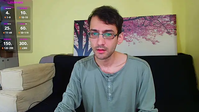 HungEddy online show from November 22, 2025, 2:16 pm