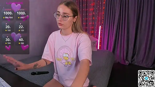 LivyyBossom online show from September 25, 2025, 5:30 pm