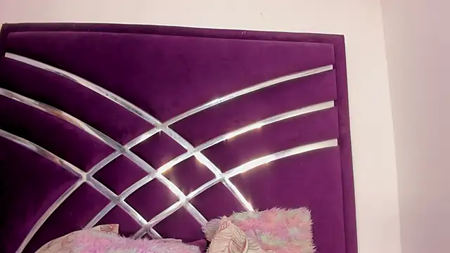 Sofia-candyht online show from April 18, 2026, 5:04 pm