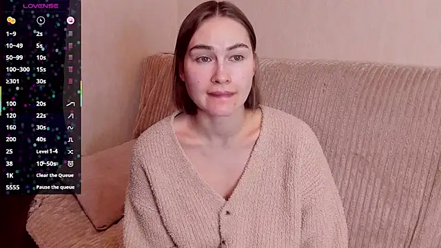 Snapshot of sleeeep_y chatting on November 16, 2025, 5:39 pm sleeeep y online show from November 16, 2025, 5:39 pm