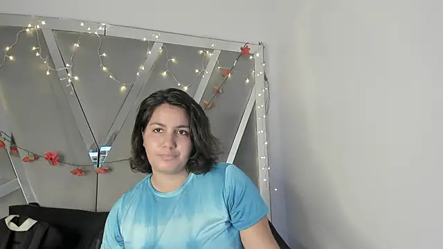 arihtx online show from December 30, 2024, 10:45 pm