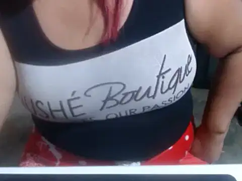Snapshot of Dirtylovv chatting on January 13, 2025, 9:52 pm Dirtylovv online show from January 13, 2025, 9:52 pm