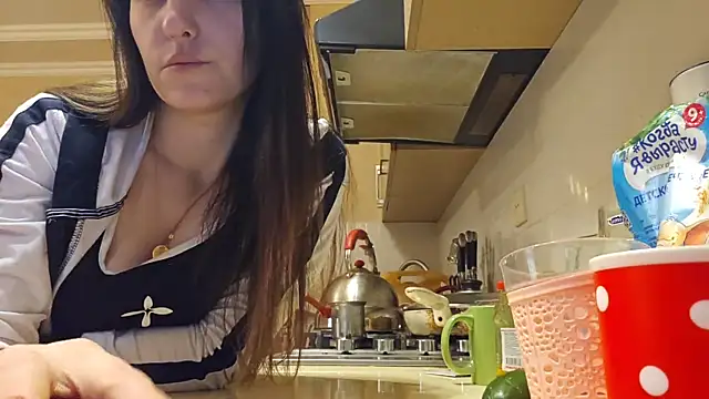 AlejandraDelaney online show from February 22, 2025, 4:51 pm