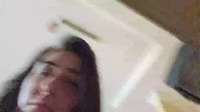 AlejandraDelaney online show from March 3, 2025, 1:45 pm