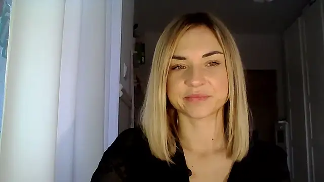 Snapshot of ashley_xlove chatting on December 18, 2024, 7:36 am ashley xlove online show from December 18, 2024, 7:36 am