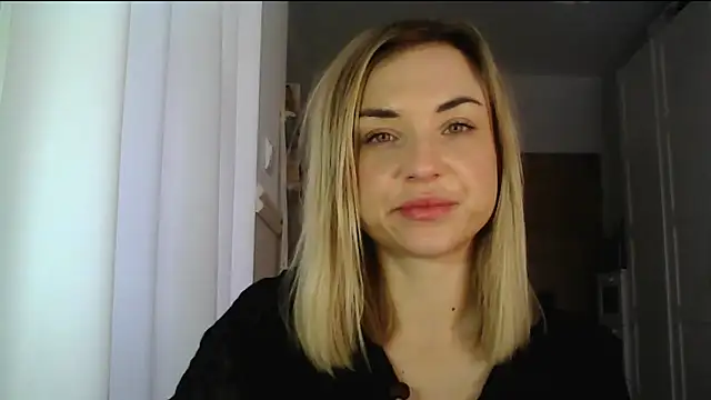 Snapshot of ashley_xlove chatting on January 13, 2025, 8:05 am ashley xlove online show from January 13, 2025, 8:05 am