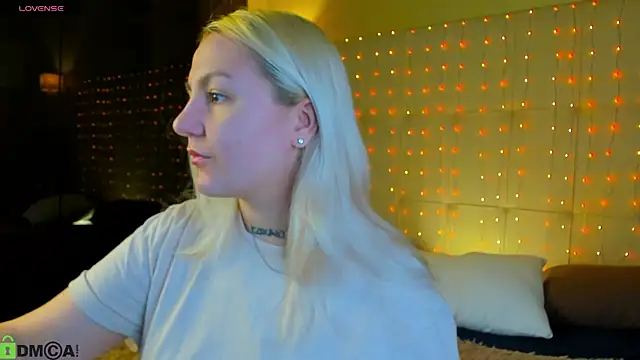 Debbie Taylor online show from April 17, 2026, 5:27 pm