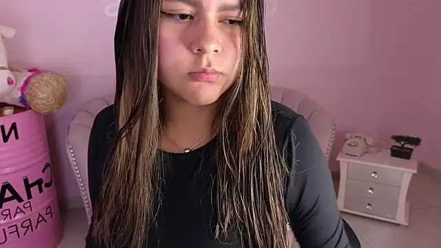 emmalee 01a online show from February 19, 2025, 10:45 am