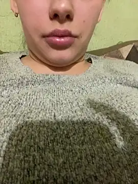 Snapshot of 69Laura696 chatting on February 27, 2025, 9:58 pm 69Laura696 online show from February 27, 2025, 9:58 pm