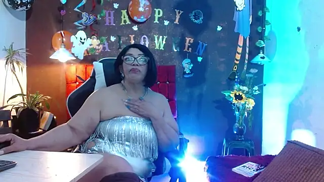 PervertedMature online show from October 25, 2025, 9:41 am