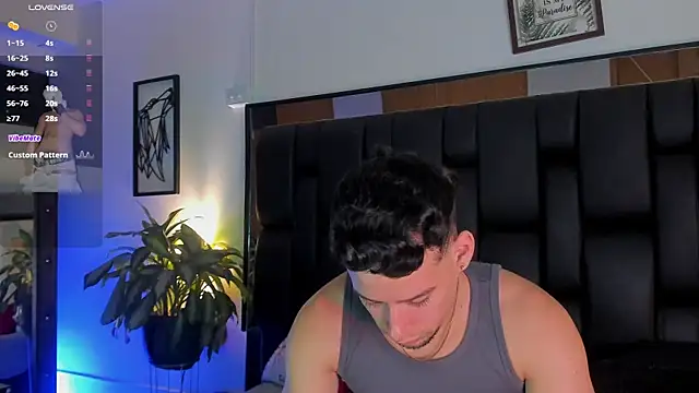 Snapshot of JadeSmiith_ chatting on November 29, 2025, 11:05 pm JadeSmiith online show from November 29, 2025, 11:05 pm