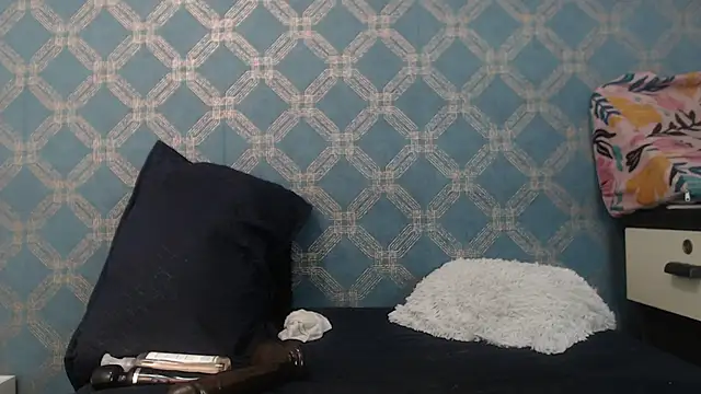 Snapshot of violeta_cute18 chatting on February 12, 2025, 10:04 pm violeta cute18 online show from February 12, 2025, 10:04 pm