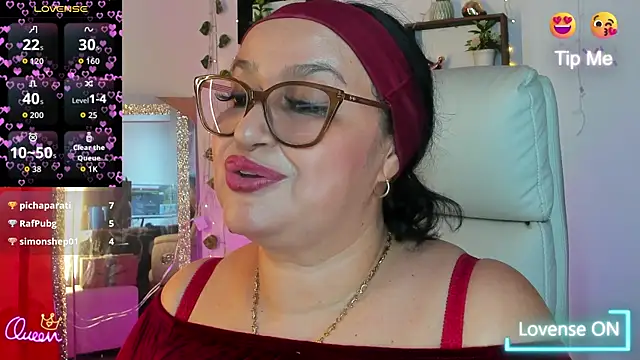 Gia Nahomi online show from May 15, 2026, 11:25 pm