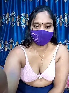 Snapshot of Hot_Maleka chatting on March 9, 2025, 2:18 am Hot Maleka online show from March 9, 2025, 2:18 am