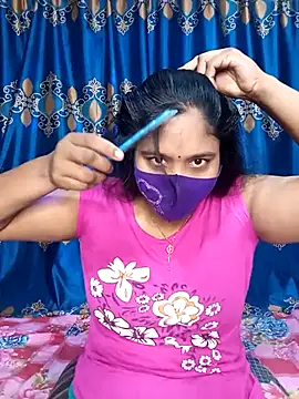 Snapshot of Hot_Maleka chatting on March 14, 2025, 1:16 am Hot Maleka online show from March 14, 2025, 1:16 am