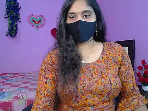 Hot Maleka online show from April 11, 2026, 5:05 pm