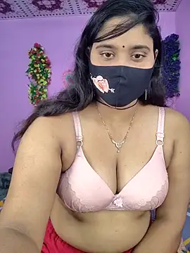 Hot Maleka online show from November 27, 2025, 1:55 pm