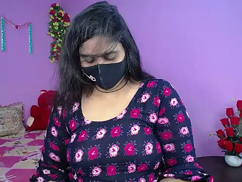 Snapshot of Hot_Maleka chatting on February 8, 2026, 4:48 pm Hot Maleka online show from February 8, 2026, 4:48 pm