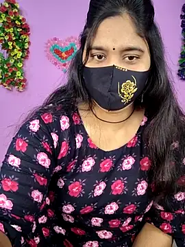 Snapshot of Hot_Maleka chatting on December 22, 2025, 1:28 am Hot Maleka online show from December 22, 2025, 1:28 am