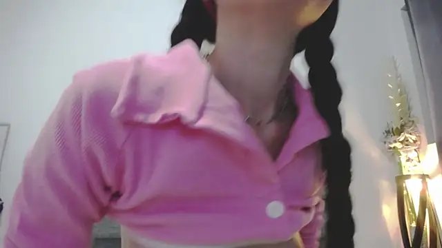 Snapshot of Vicky_Love_ chatting on March 10, 2025, 10:50 am Vicky Love online show from March 10, 2025, 10:50 am