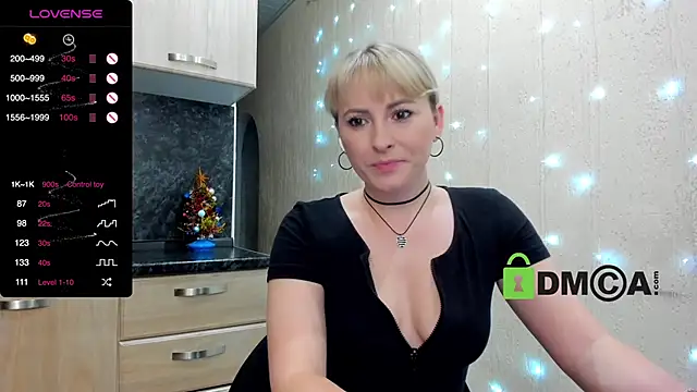 Snapshot of Smoorodinkaa chatting on January 10, 2025, 6:20 am Smoorodinkaa online show from January 10, 2025, 6:20 am