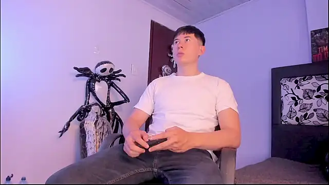 setsuna10 online show from November 10, 2025, 7:52 pm