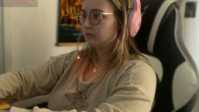 JacyWinslat online show from September 9, 2025, 10:25 am