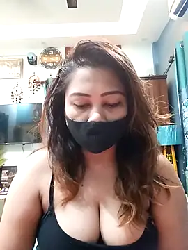 Snapshot of Cute-mona chatting on May 9, 2026, 10:18 am Cute-mona online show from May 9, 2026, 10:18 am