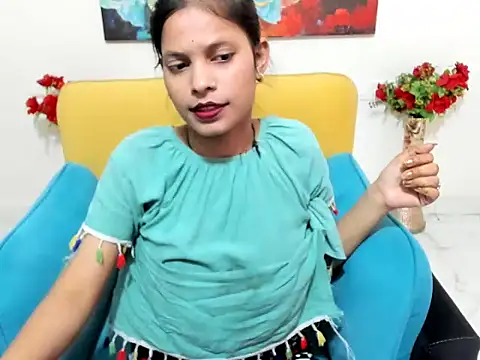 evaaelfiee online show from March 28, 2026, 6:36 am