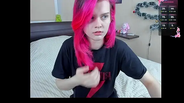 JulieTaylors online show from March 24, 2026, 10:21 pm