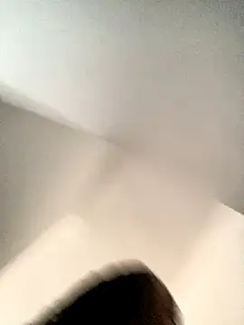 EscorpiLeoncita online show from September 28, 2025, 10:39 pm