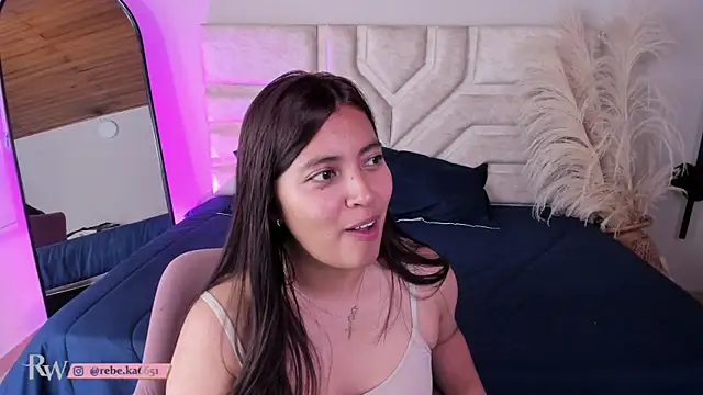 Rebeca Williams  online show from March 21, 2025, 8:08 pm