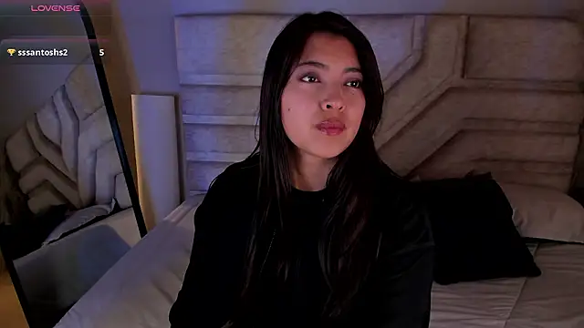 Rebeca Williams  online show from February 21, 2026, 1:02 pm