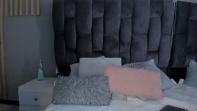 estefania  gomez online show from February 9, 2025, 9:28 pm