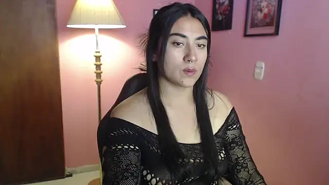 bunnyemilyrose36 online show from May 21, 2026, 3:09 pm