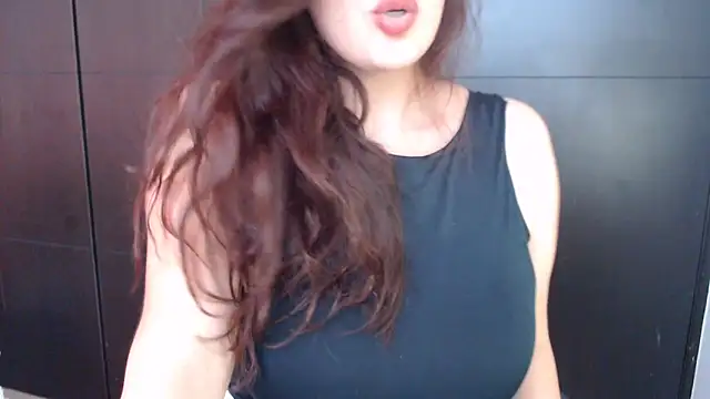 AdharaLujan online show from March 12, 2025, 4:35 pm