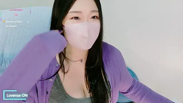 Snapshot of yukinko_o_ chatting on June 10, 2026, 1:51 am yukinko o online show from June 10, 2026, 1:51 am