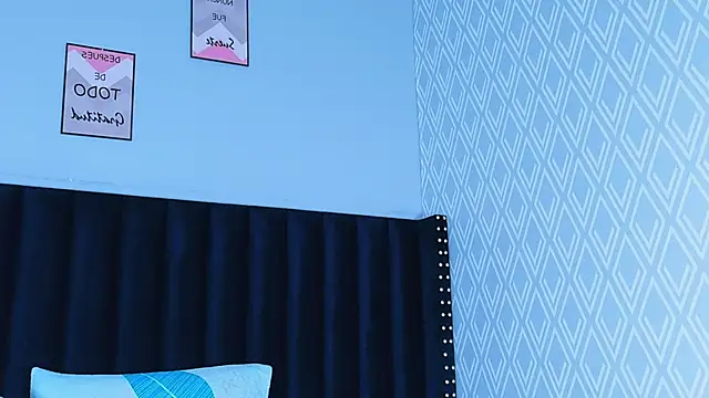 hotlatinateacher online show from March 12, 2026, 7:29 pm