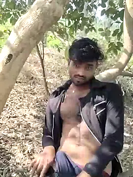 Snapshot of Jishm_ki_bhookh chatting on January 19, 2025, 7:36 am Jishm ki bhookh online show from January 19, 2025, 7:36 am