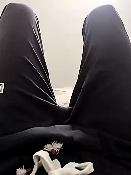 devilisinside9 online show from February 1, 2025, 5:37 pm