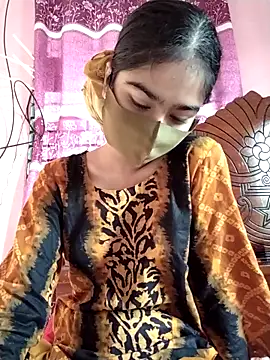 Snapshot of Arisha- chatting on October 23, 2025, 9:41 am Arisha- online show from October 23, 2025, 9:41 am