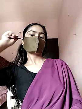 Snapshot of Arisha- chatting on November 10, 2025, 6:40 am Arisha- online show from November 10, 2025, 6:40 am