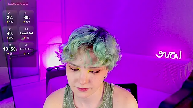 School Love online show from January 30, 2025, 4:24 pm