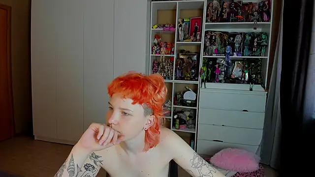 Snapshot of School_Love chatting on June 11, 2026, 8:11 am School Love online show from June 11, 2026, 8:11 am
