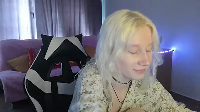 EnigmaSee online show from June 26, 2026, 2:06 am